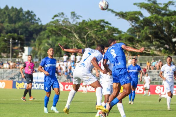 Revolta nos Campos: Anulação da Partida Caravaggio x Barra FC em Debate!