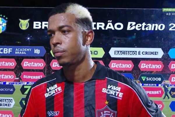 Carlinhos Defende a Cobrança da Torcida Após Empate do Vitória!